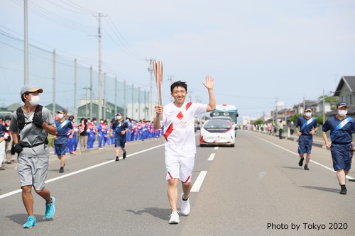 聖火ランナーの鈴木さん